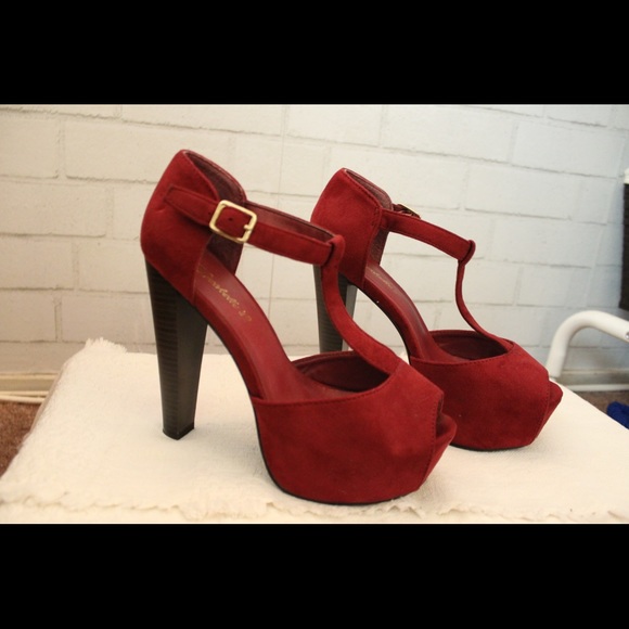 Maroon Chunky Heeled Platforms - Picture 3 of 6